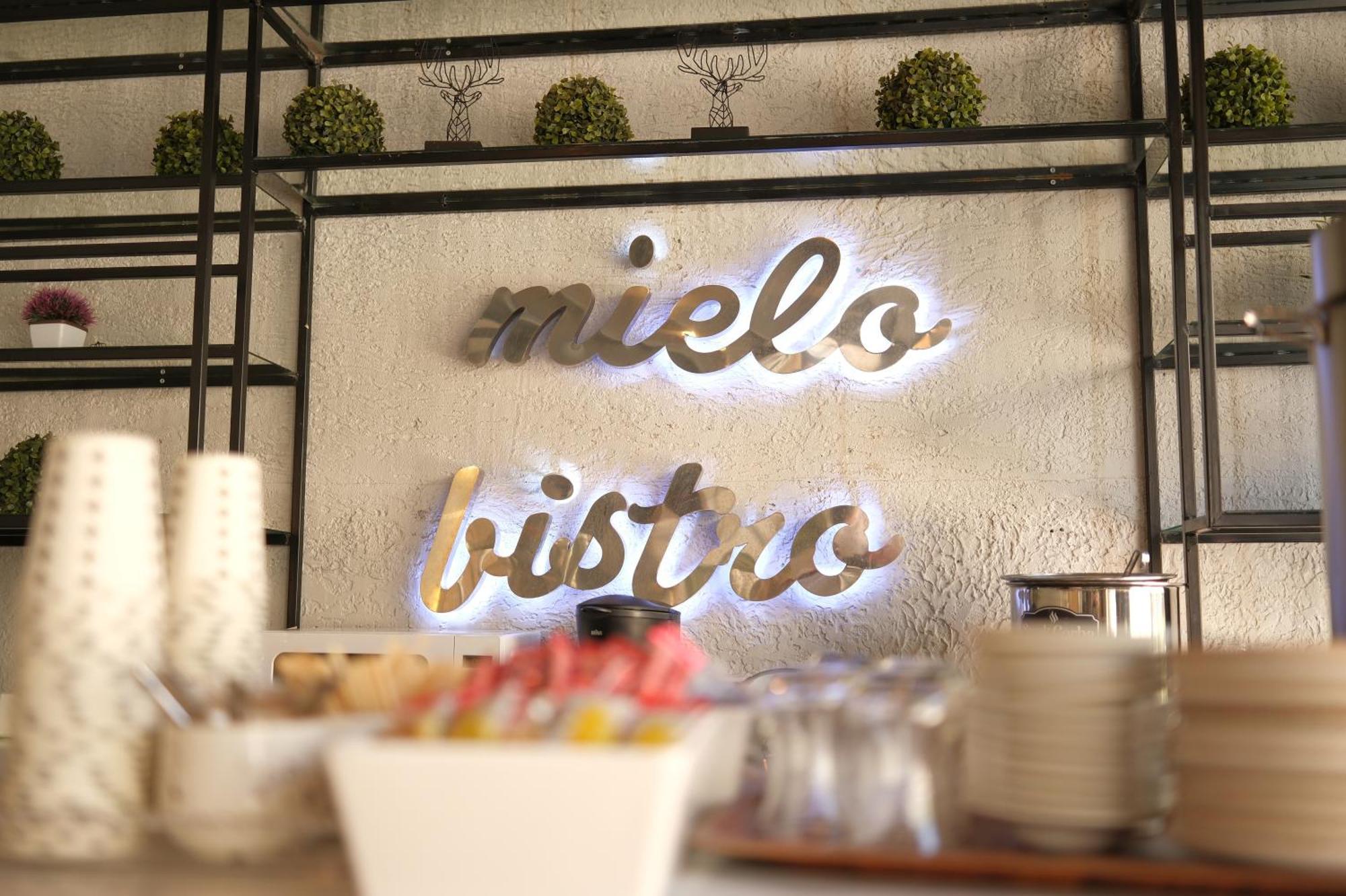 Mielo Lara Hotel Анталия Екстериор снимка
